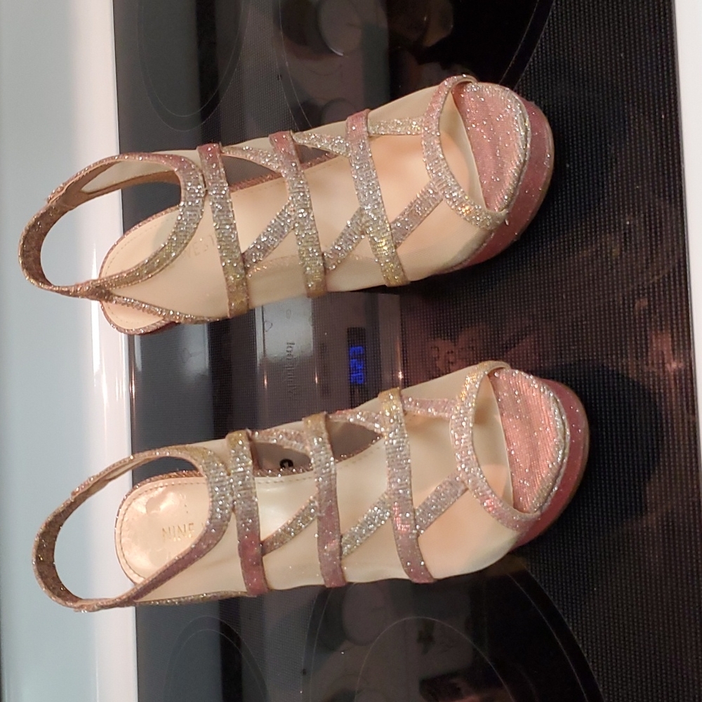 High heel shoes